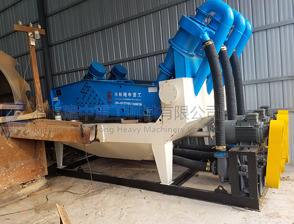 細沙回收機現(xiàn)場 配圖.jpg